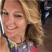 Architetto da oltre 20 anni specializzata in interior design dedicato al benessere ed alla psicologia dell'architettura. Ex docente del Politecnico di Milano, lavoro con grande passione per progettare spazi studiati appositamente per le persone che li viv